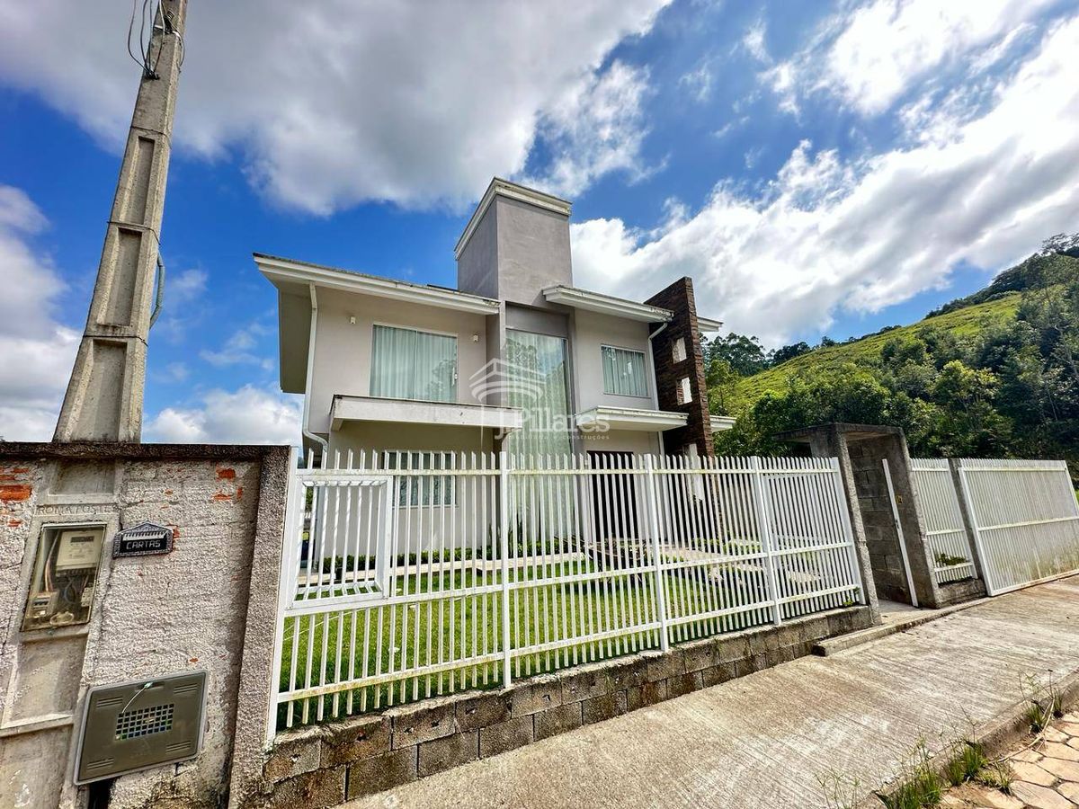 Casa com Suíte e 2 quartos, Albertina - Rio do Sul (Op 241) — foto 2